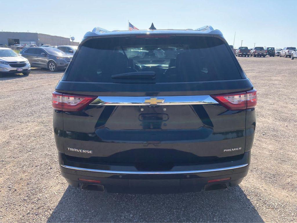 used 2020 Chevrolet Traverse car, priced at $22,997
