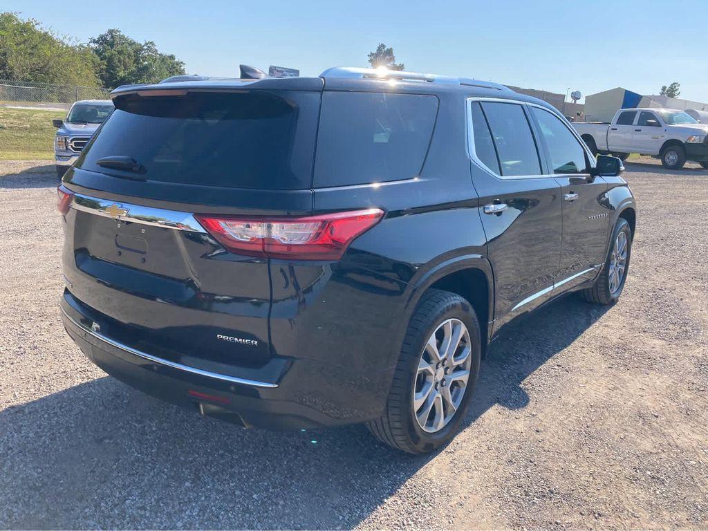 used 2020 Chevrolet Traverse car, priced at $22,997