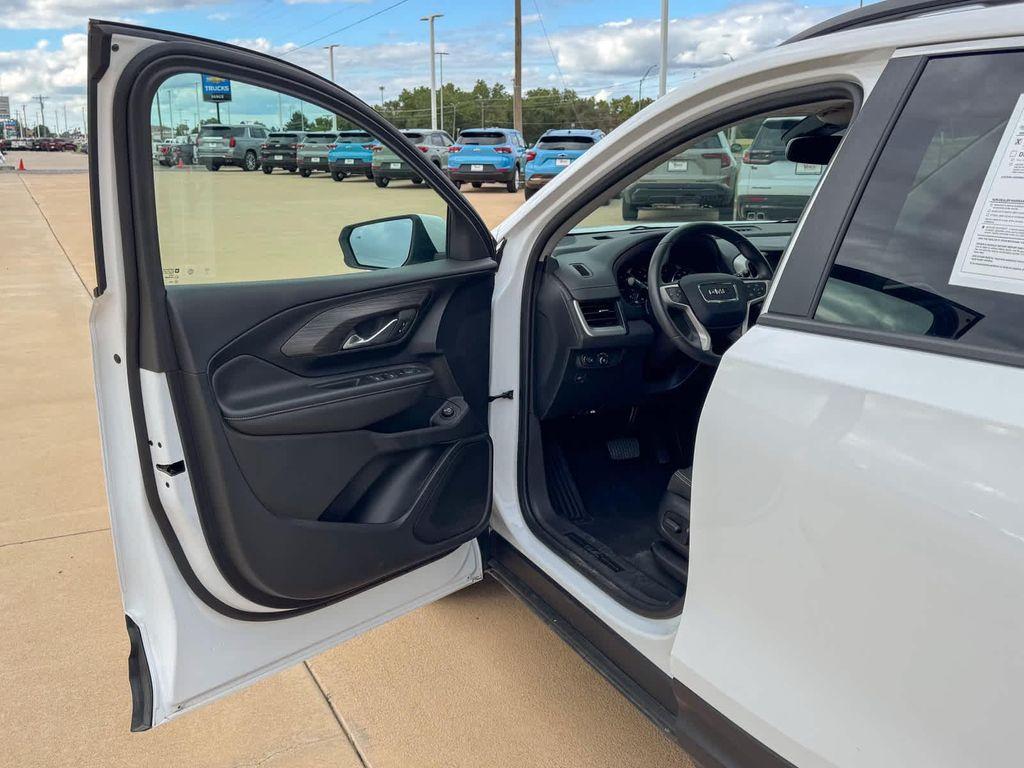 used 2023 GMC Terrain car, priced at $22,598
