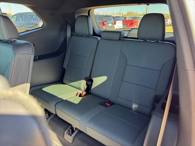 new 2025 GMC Acadia car, priced at $52,630