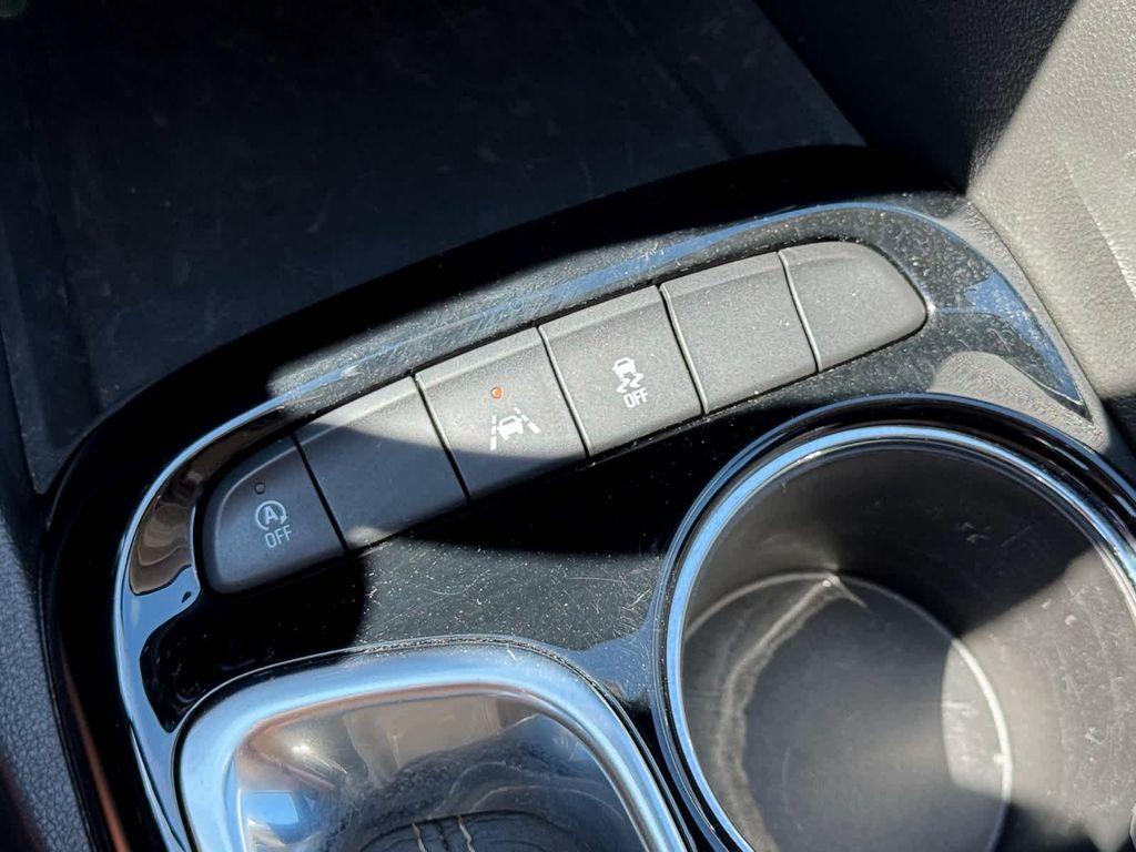 used 2024 Buick Encore GX car, priced at $22,899