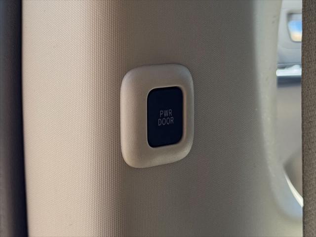 used 2020 Toyota Sienna car, priced at $26,816
