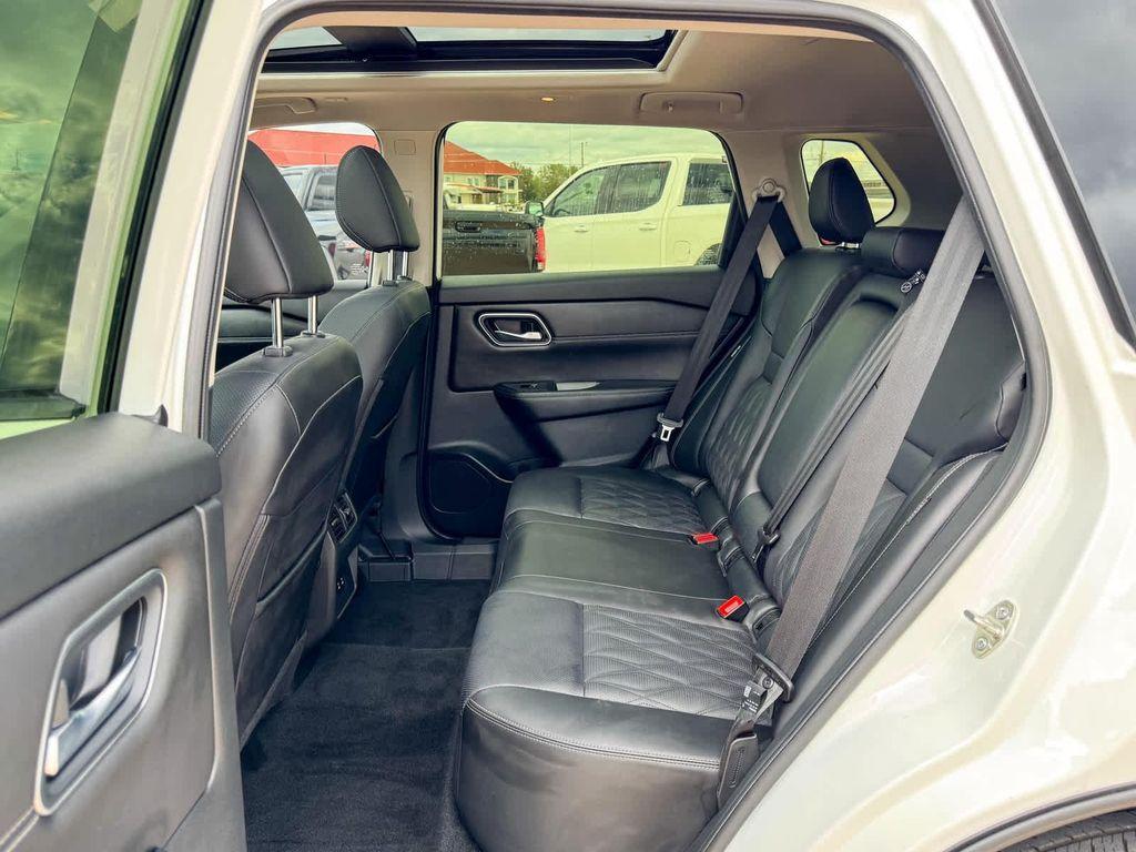 used 2024 Nissan Rogue car, priced at $32,486