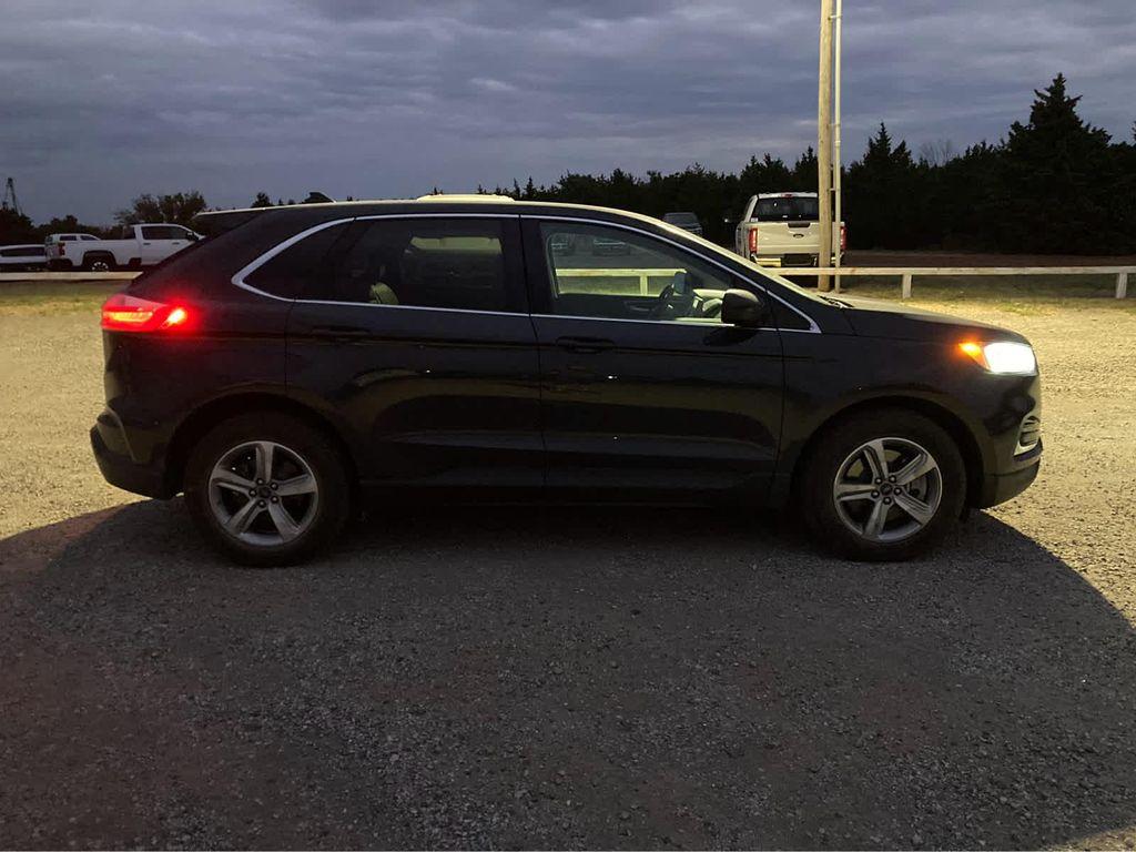 used 2021 Ford Edge car, priced at $18,500