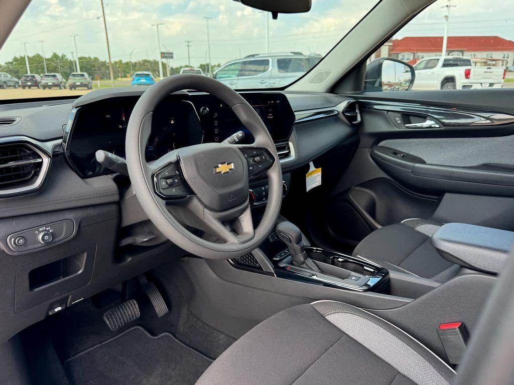 new 2026 Chevrolet TrailBlazer car, priced at $25,715