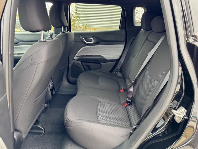 new 2025 Jeep Compass car, priced at $28,090