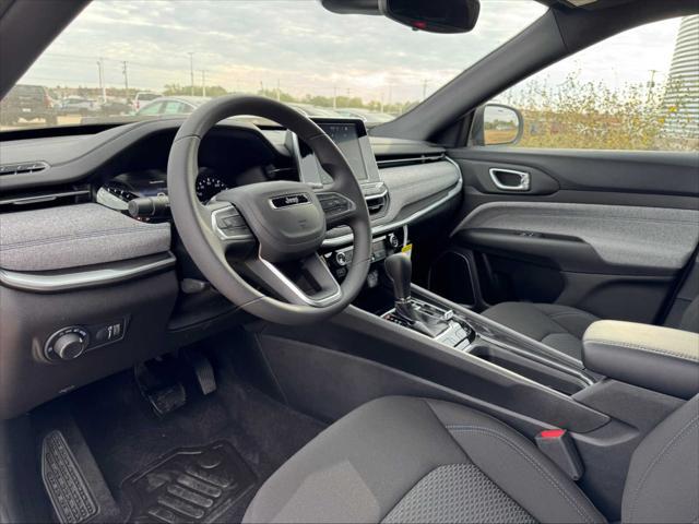 new 2025 Jeep Compass car, priced at $28,090