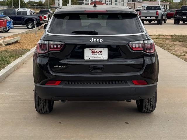 new 2025 Jeep Compass car, priced at $28,090