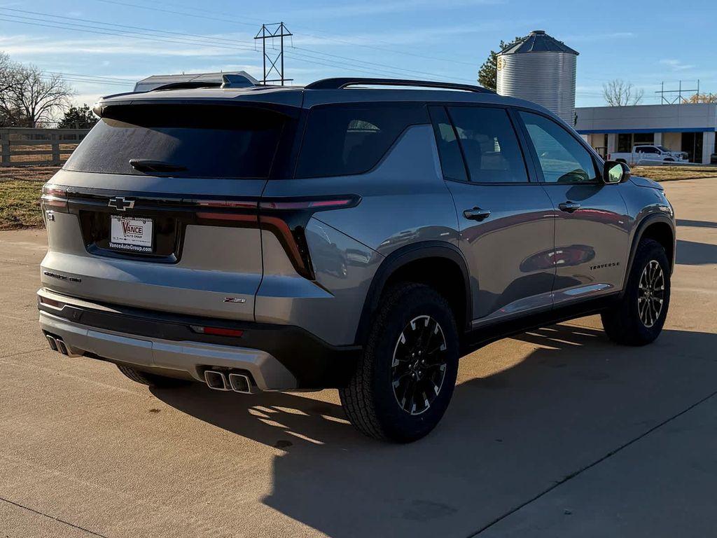 new 2026 Chevrolet Traverse car, priced at $52,335