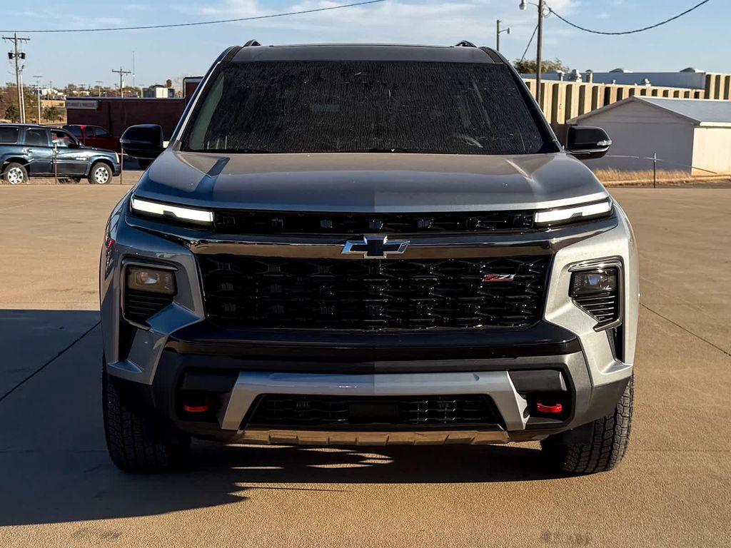 new 2026 Chevrolet Traverse car, priced at $52,335