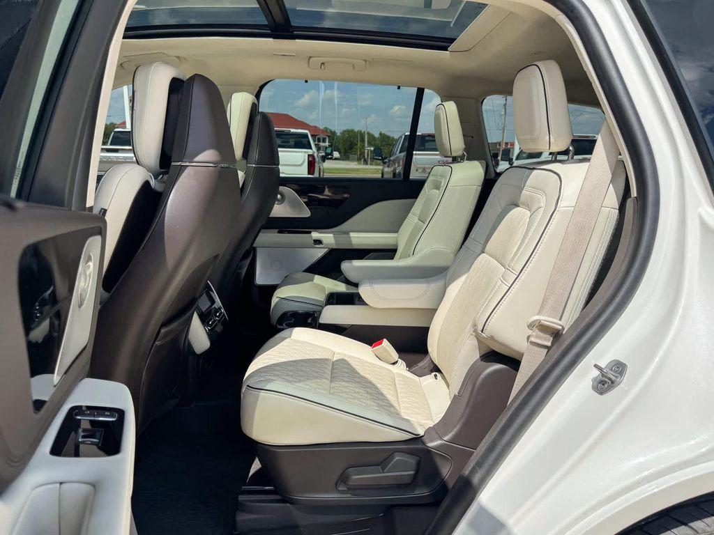 used 2022 Lincoln Aviator car, priced at $51,535