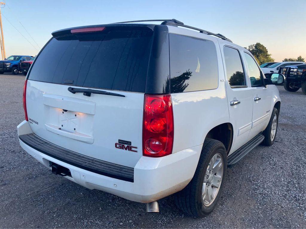 used 2014 GMC Yukon car, priced at $14,000
