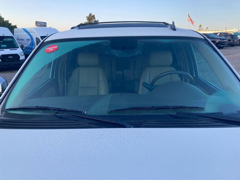 used 2014 GMC Yukon car, priced at $14,000