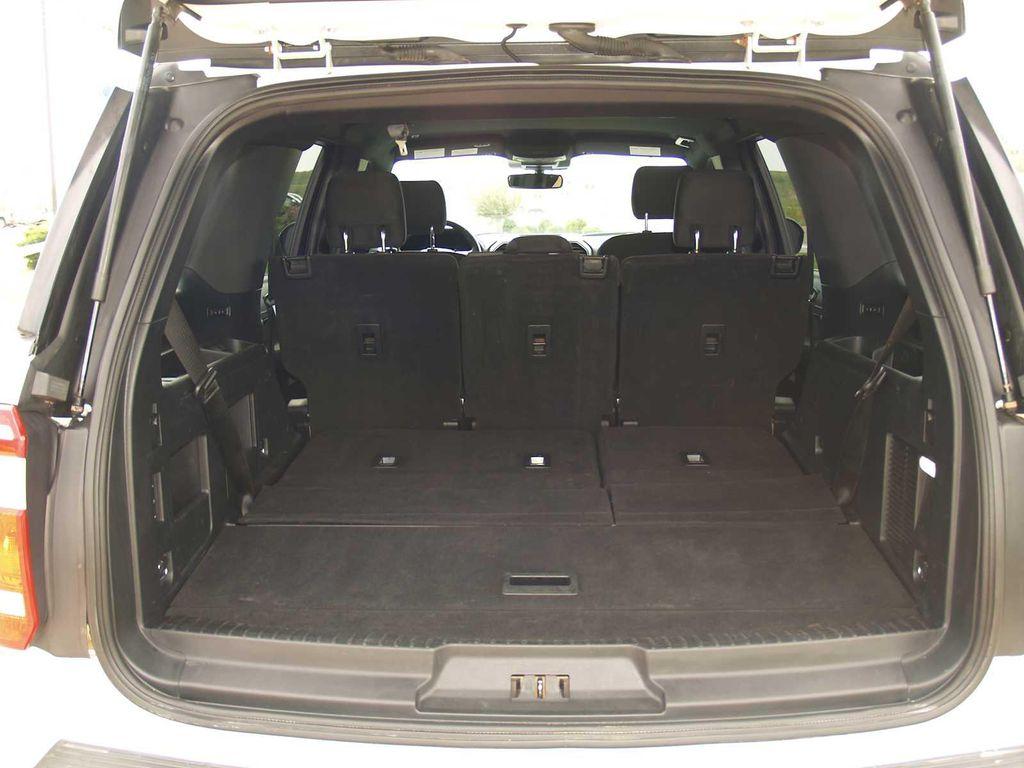 used 2020 Ford Expedition car, priced at $27,000