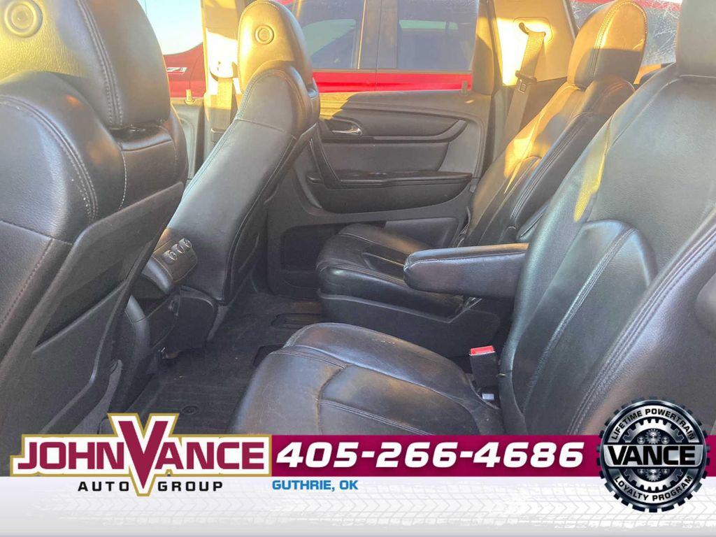 used 2016 Chevrolet Traverse car, priced at $9,500