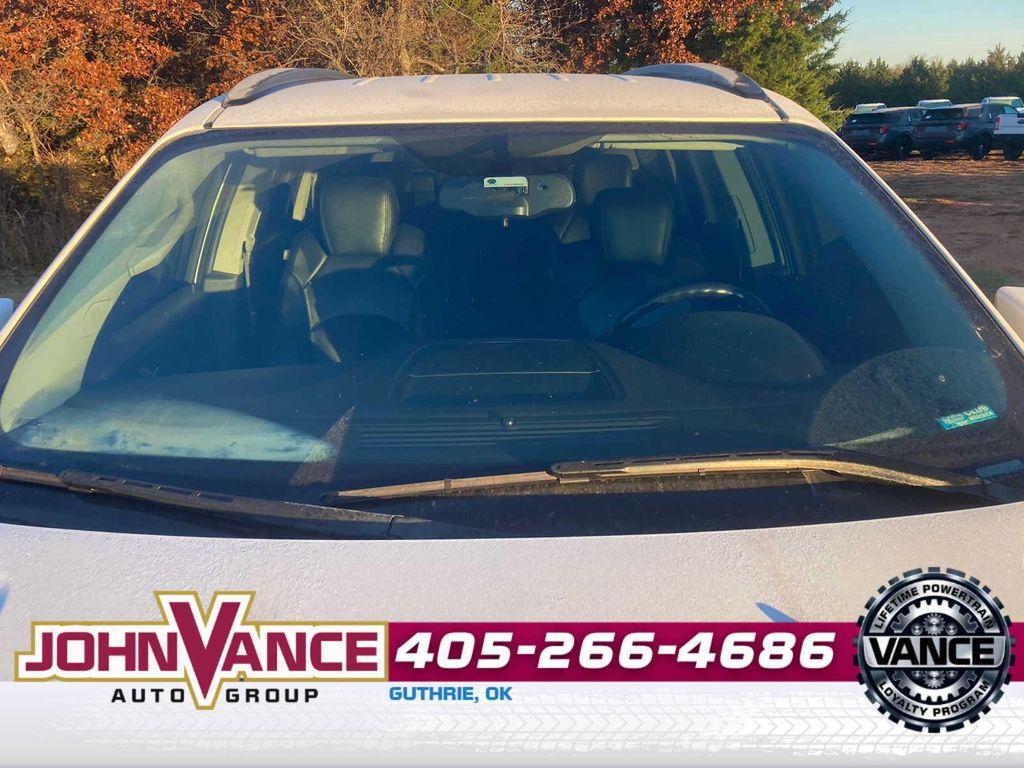 used 2016 Chevrolet Traverse car, priced at $9,500