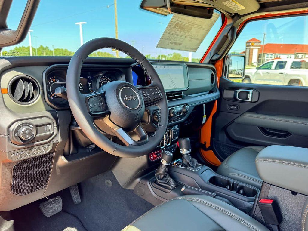 new 2025 Jeep Gladiator car, priced at $65,040