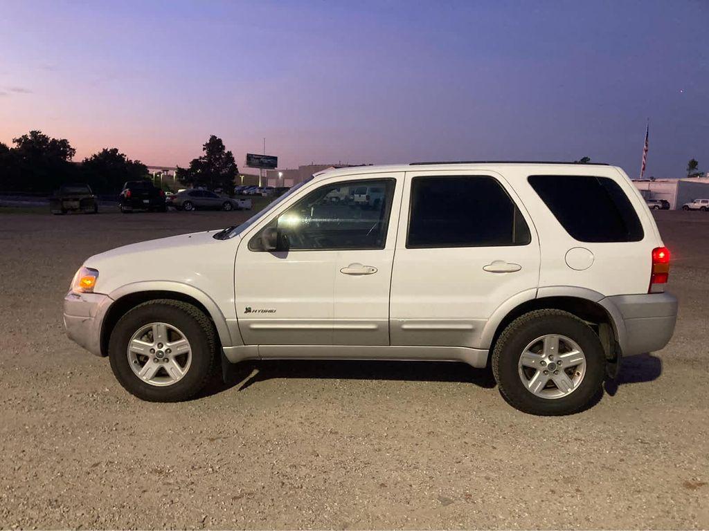 used 2005 Ford Escape Hybrid car, priced at $8,995