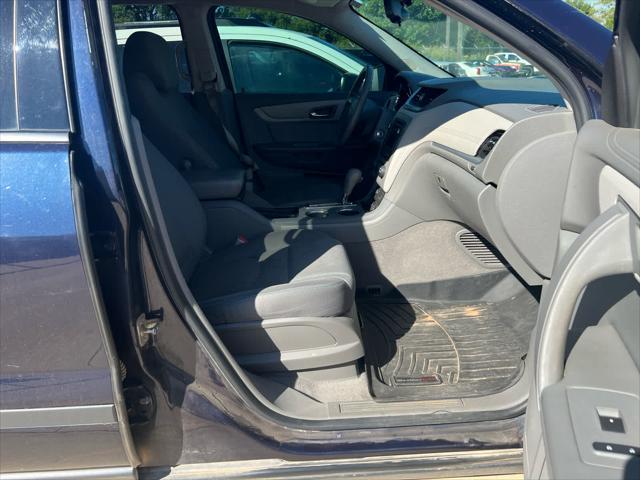 used 2017 Chevrolet Traverse car