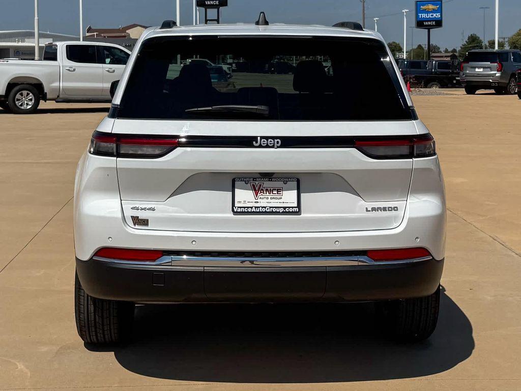new 2025 Jeep Grand Cherokee car, priced at $43,575