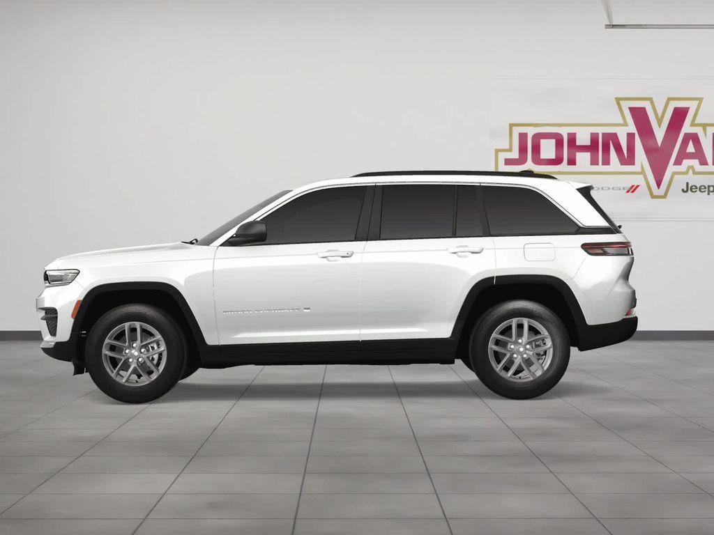 new 2025 Jeep Grand Cherokee car, priced at $43,575