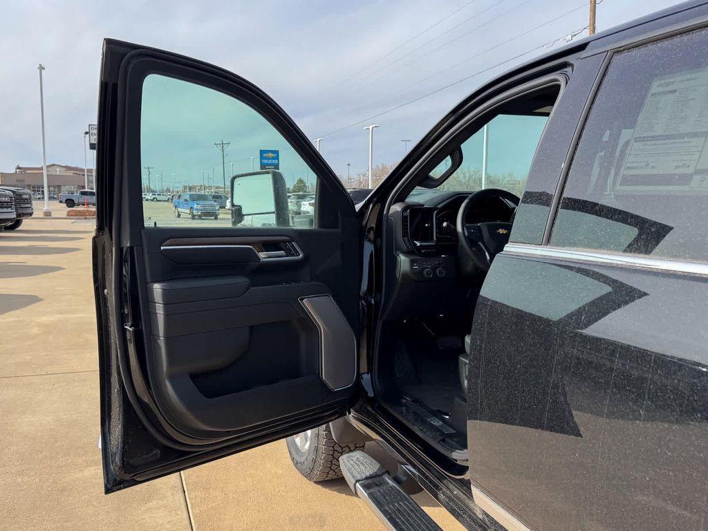 new 2025 Chevrolet Silverado 2500 car, priced at $80,829