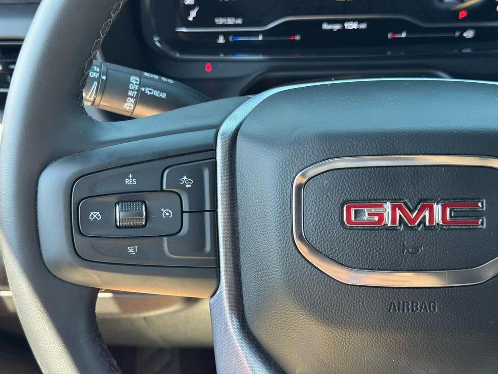 used 2024 GMC Yukon car, priced at $58,843