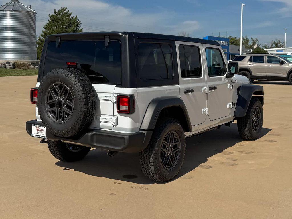 new 2025 Jeep Wrangler car, priced at $46,010