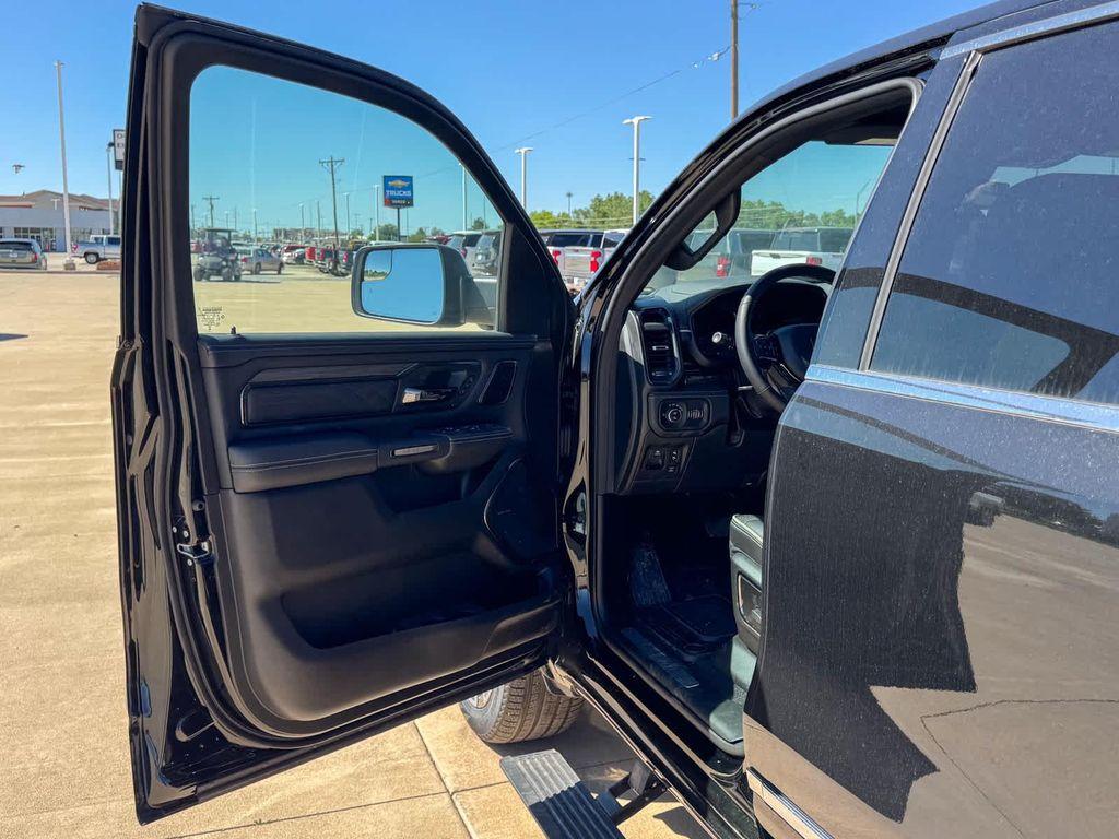 new 2025 Ram 1500 car, priced at $76,935
