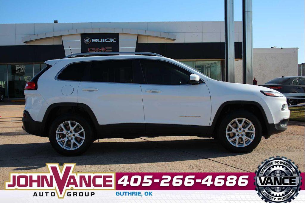 used 2018 Jeep Cherokee car, priced at $13,350