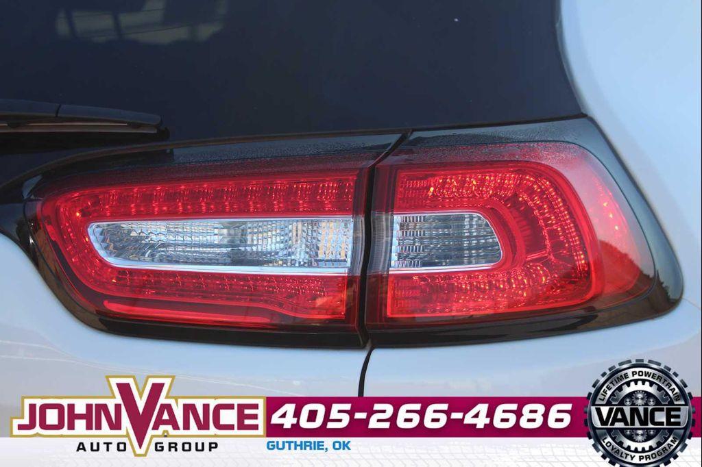 used 2018 Jeep Cherokee car, priced at $13,350