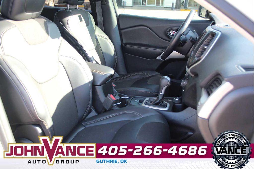 used 2018 Jeep Cherokee car, priced at $13,350