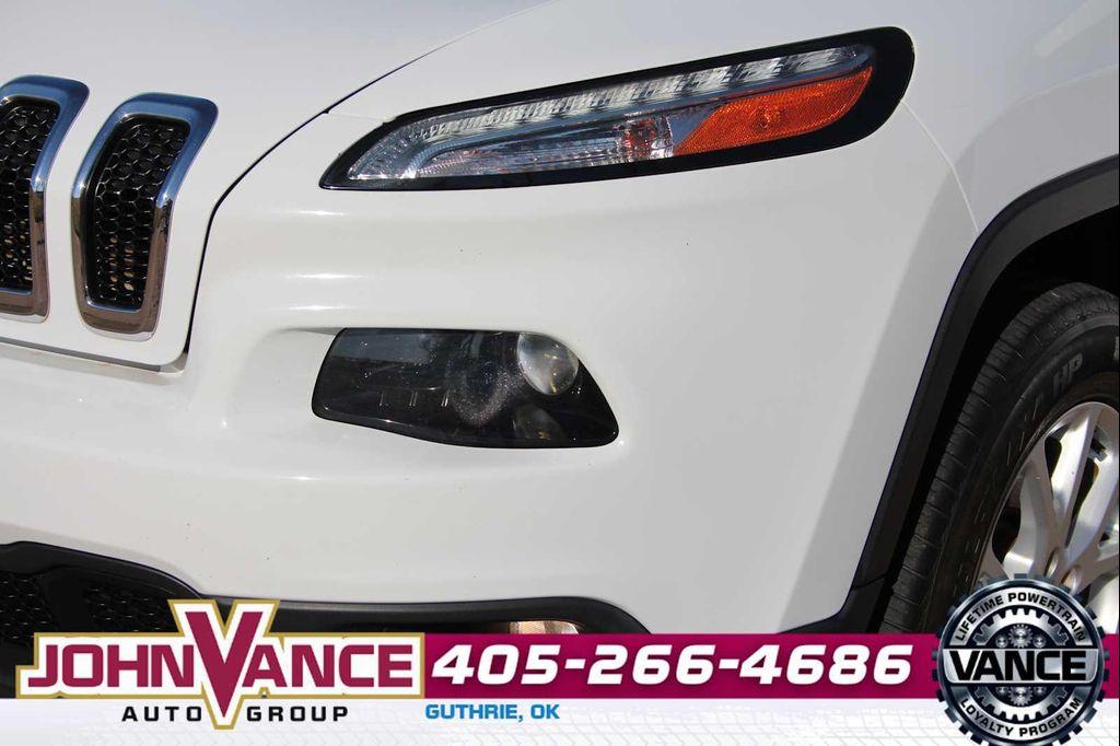 used 2018 Jeep Cherokee car, priced at $13,350