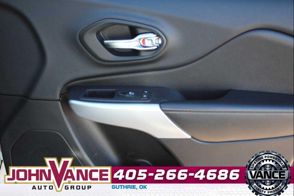 used 2018 Jeep Cherokee car, priced at $13,350