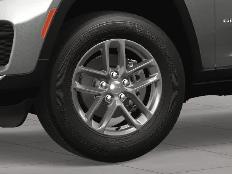 new 2025 Jeep Grand Cherokee car, priced at $42,375