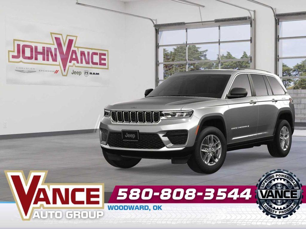 new 2025 Jeep Grand Cherokee car, priced at $42,375