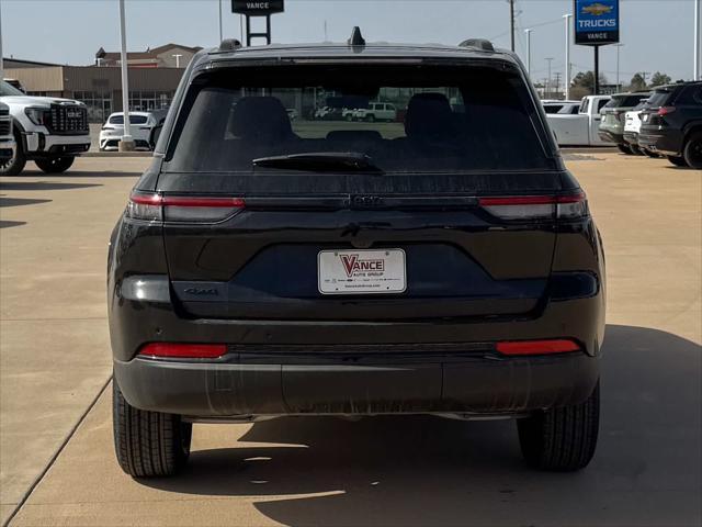 new 2025 Jeep Grand Cherokee car, priced at $42,310