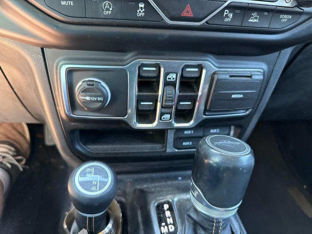 used 2022 Jeep Gladiator car, priced at $35,649