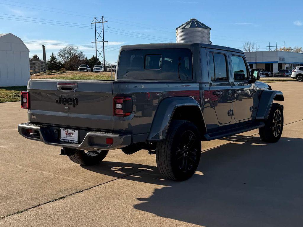 used 2022 Jeep Gladiator car, priced at $32,998