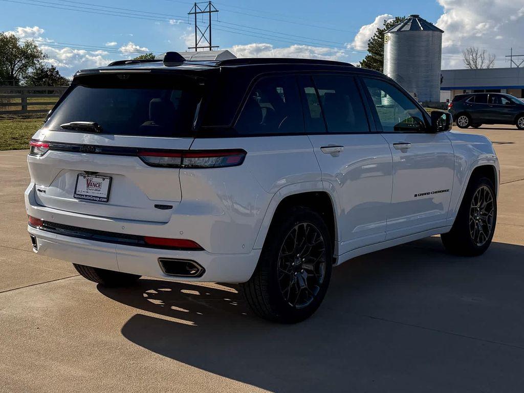 new 2025 Jeep Grand Cherokee car, priced at $68,825