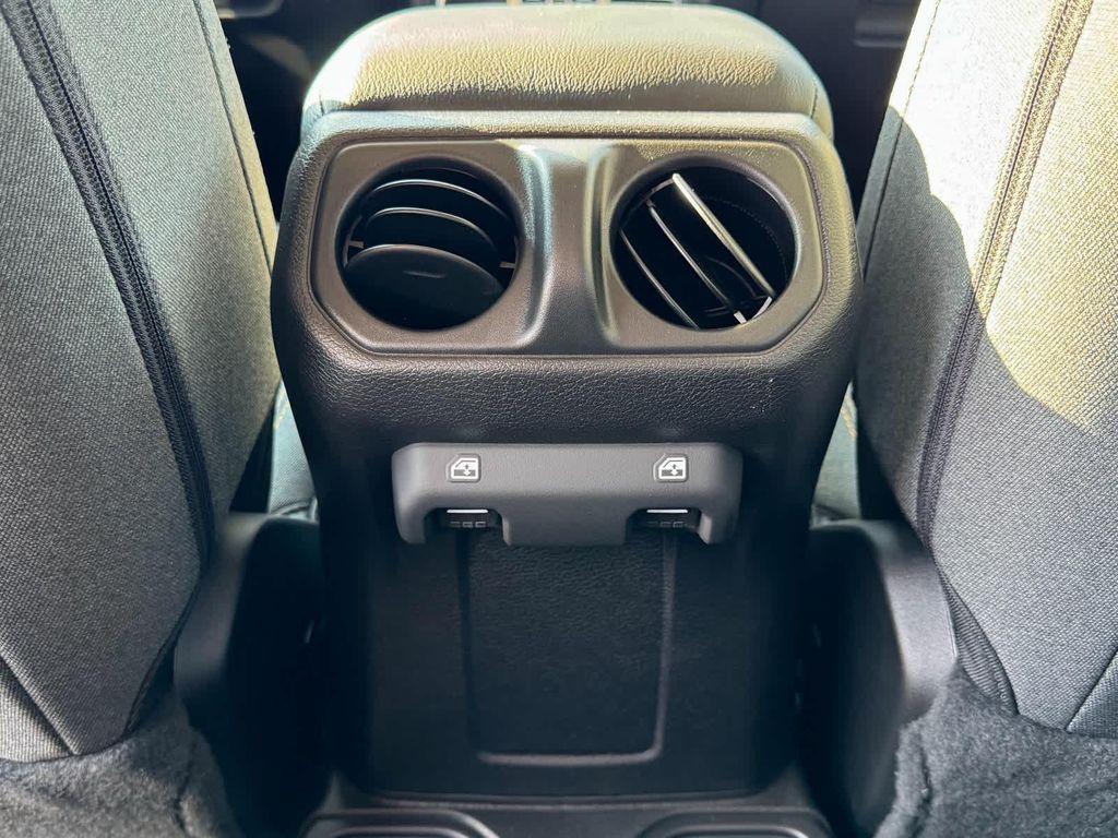 new 2025 Jeep Wrangler car, priced at $46,345