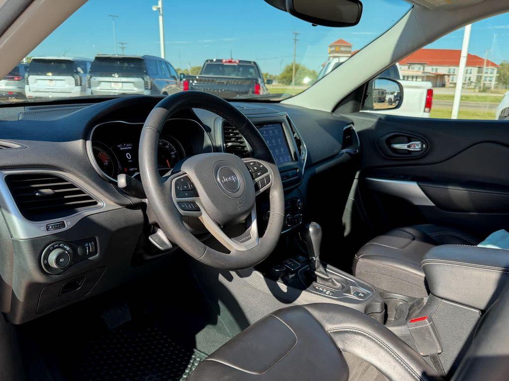 used 2022 Jeep Cherokee car, priced at $24,774