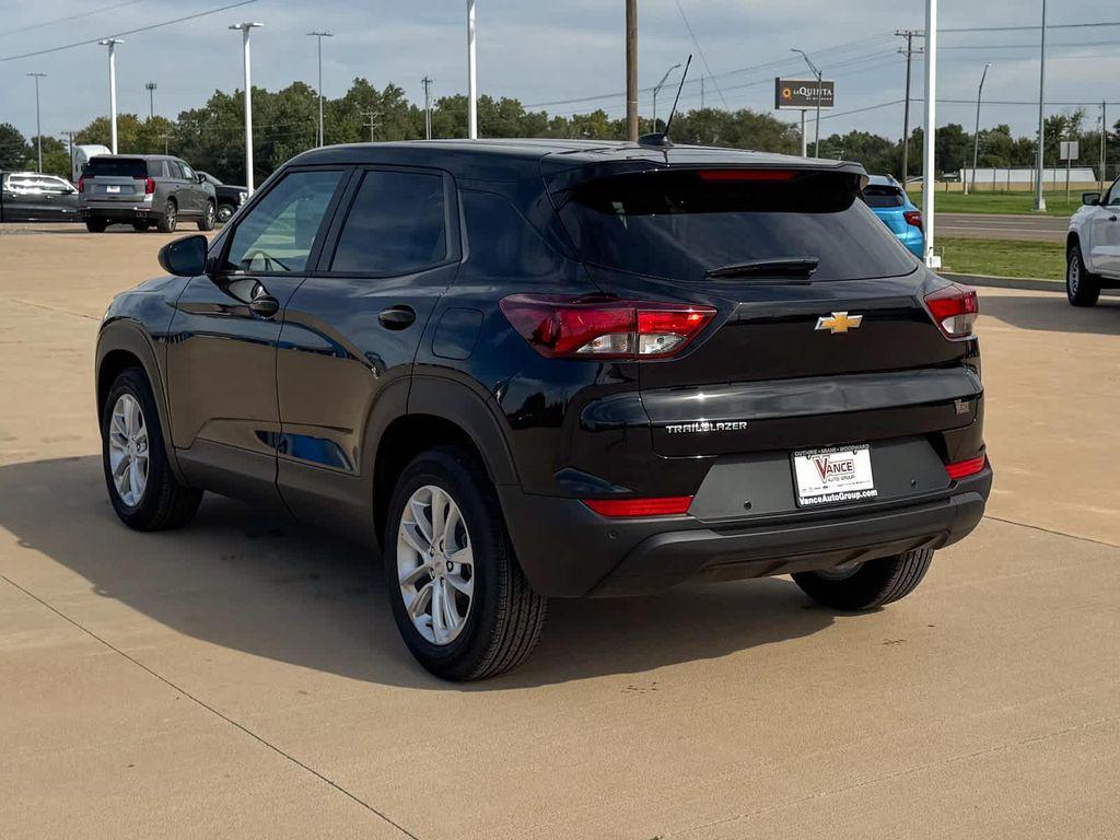 new 2026 Chevrolet TrailBlazer car, priced at $25,820