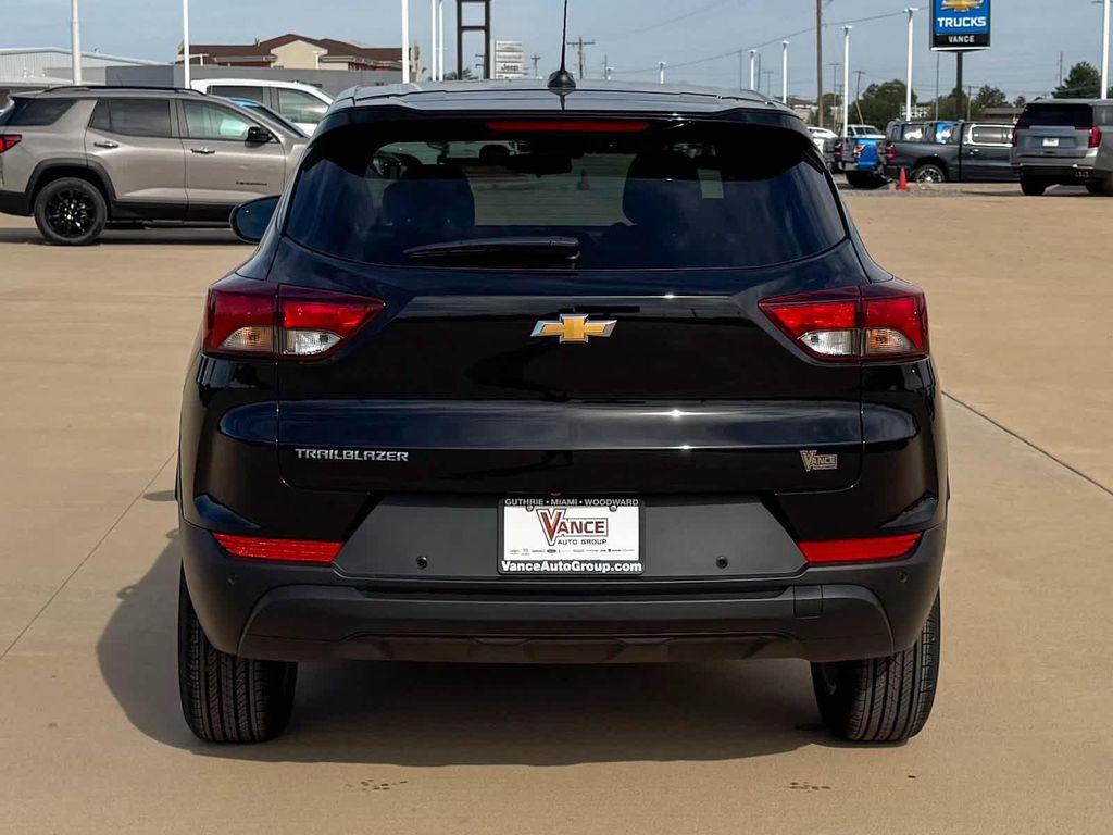 new 2026 Chevrolet TrailBlazer car, priced at $25,820