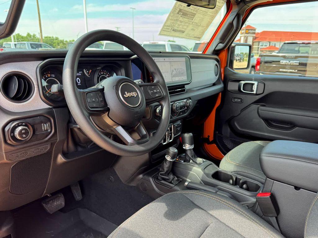 new 2025 Jeep Gladiator car, priced at $40,373