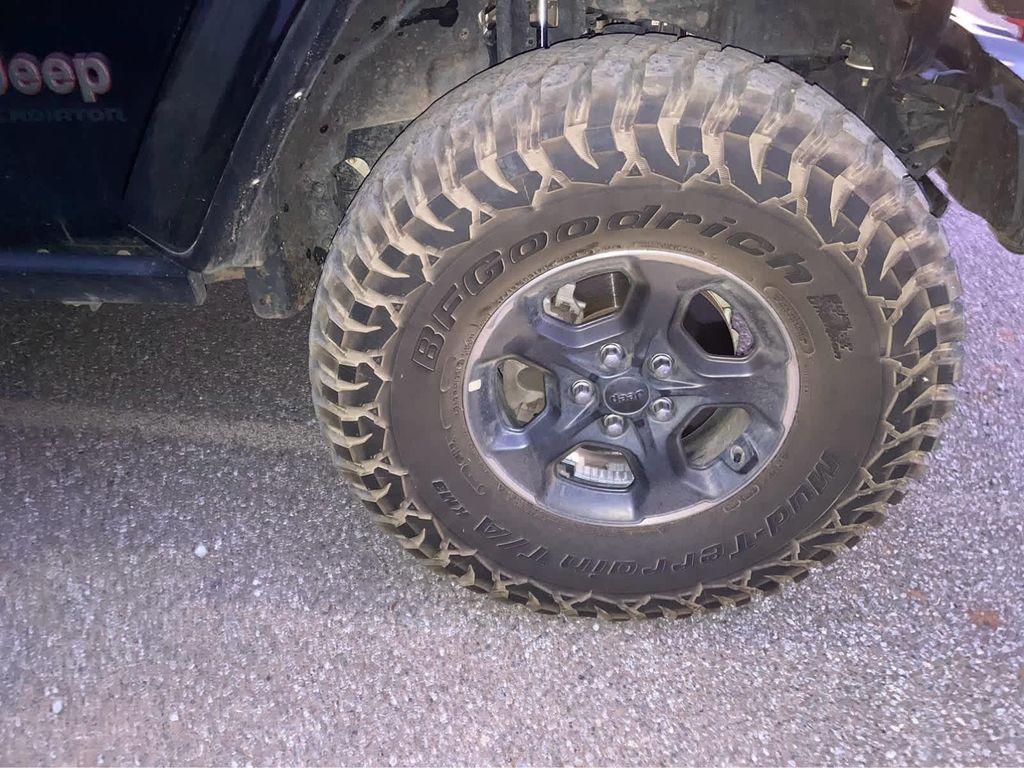 used 2022 Jeep Gladiator car, priced at $34,788