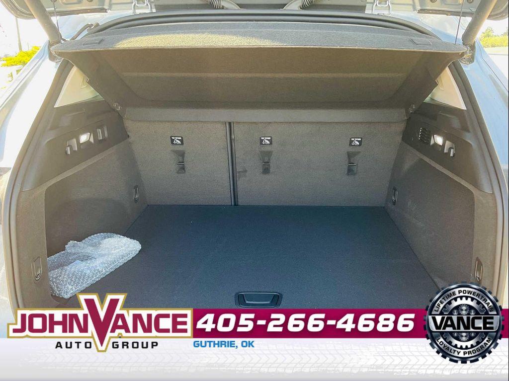 used 2025 Buick Envision car, priced at $35,850