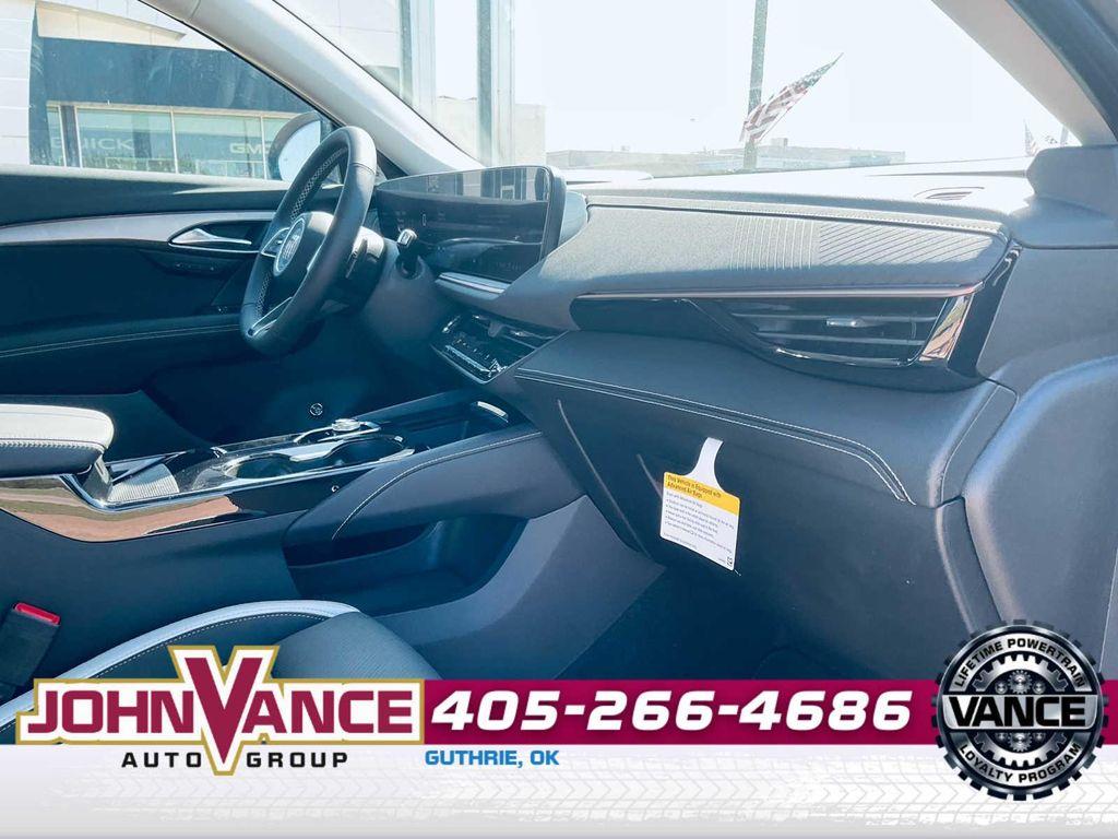 used 2025 Buick Envision car, priced at $35,850
