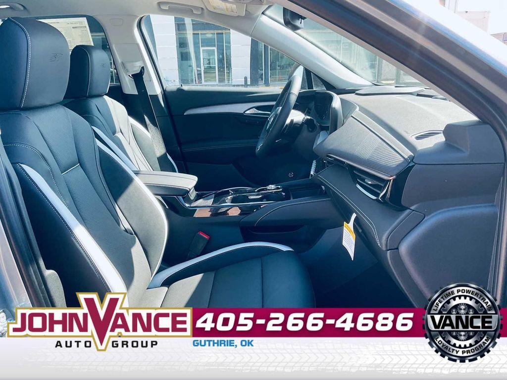 used 2025 Buick Envision car, priced at $35,850