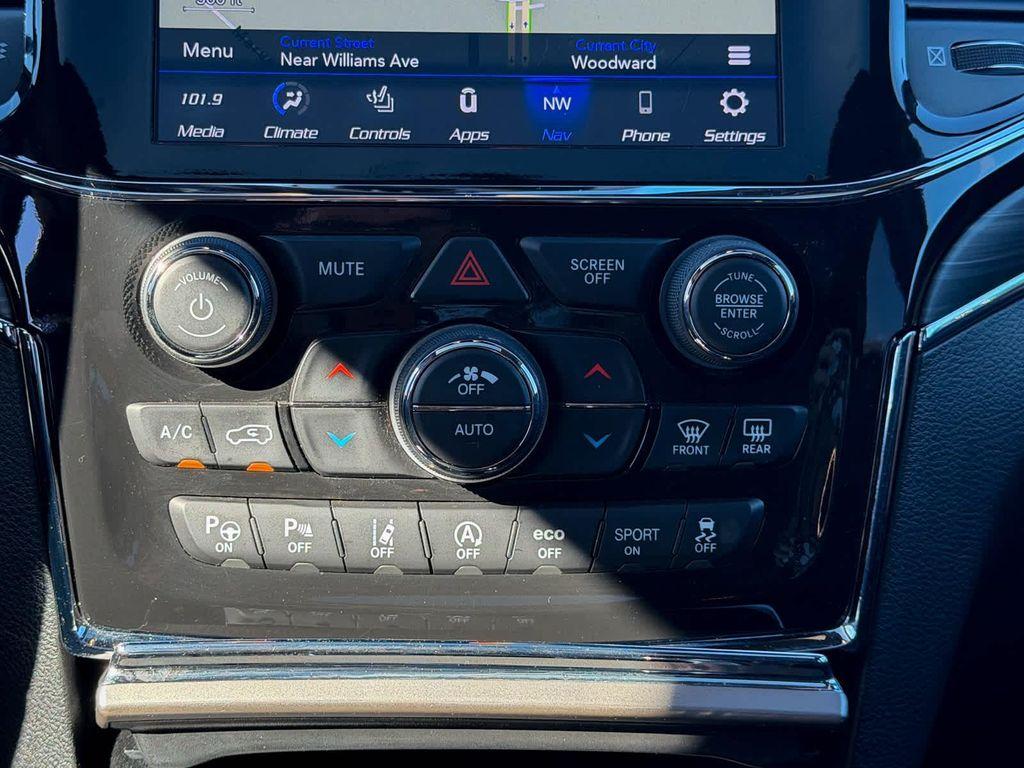 used 2021 Jeep Grand Cherokee car, priced at $26,390